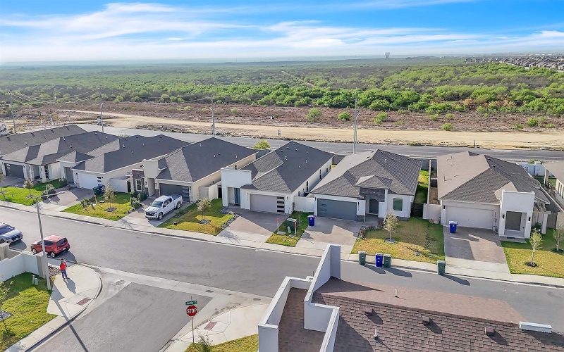 715 Journey Loop, Laredo, TX 78045, 3 Bedrooms Bedrooms, ,2 BathroomsBathrooms,Residential,For Sale,715 Journey Loop,20251314