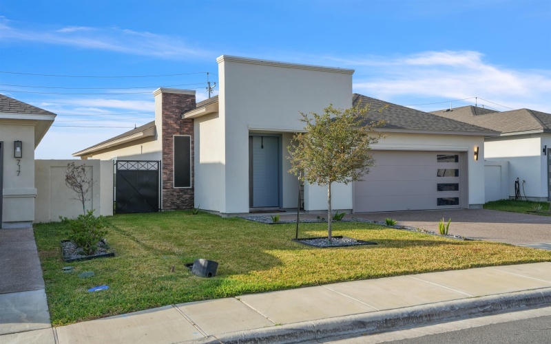 715 Journey Loop, Laredo, TX 78045, 3 Bedrooms Bedrooms, ,2 BathroomsBathrooms,Residential,For Sale,715 Journey Loop,20251314