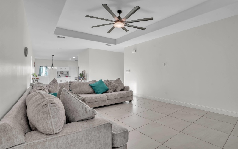 715 Journey Loop, Laredo, TX 78045, 3 Bedrooms Bedrooms, ,2 BathroomsBathrooms,Residential,For Sale,715 Journey Loop,20251314