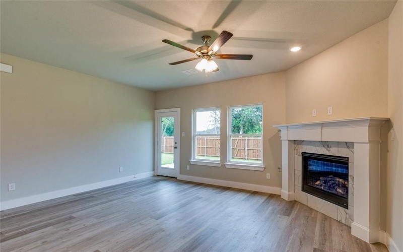 602 Kyle Drive, Tioga, TX 76271, 4 Bedrooms Bedrooms, ,3 BathroomsBathrooms,Residential,For Sale,602 Kyle Drive,20355200