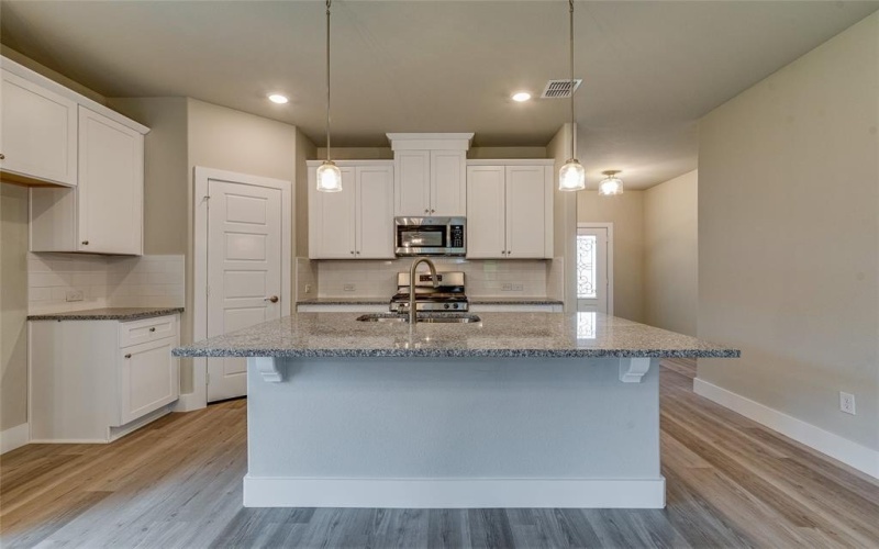 602 Kyle Drive, Tioga, TX 76271, 4 Bedrooms Bedrooms, ,3 BathroomsBathrooms,Residential,For Sale,602 Kyle Drive,20355200