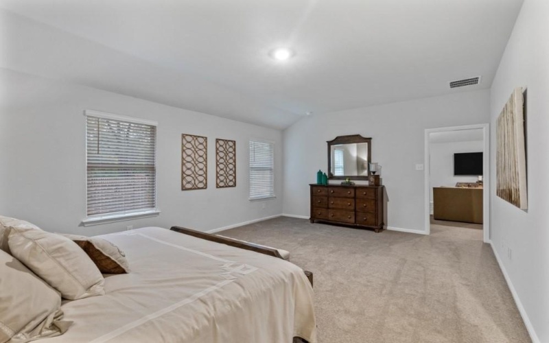 3809 NORTHWATER Trail, Denton, TX 76226, 4 Bedrooms Bedrooms, ,2 BathroomsBathrooms,Residential,For Sale,3809 NORTHWATER Trail,20392351