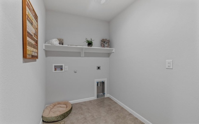 3809 NORTHWATER Trail, Denton, TX 76226, 4 Bedrooms Bedrooms, ,2 BathroomsBathrooms,Residential,For Sale,3809 NORTHWATER Trail,20392351