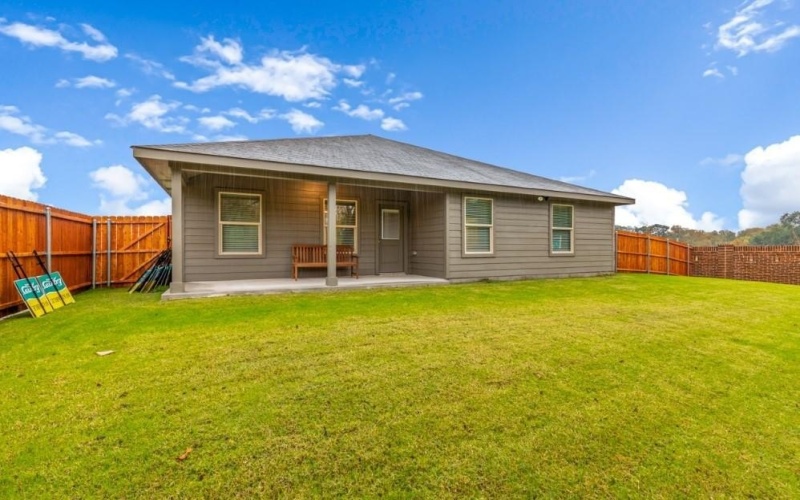 3809 NORTHWATER Trail, Denton, TX 76226, 4 Bedrooms Bedrooms, ,2 BathroomsBathrooms,Residential,For Sale,3809 NORTHWATER Trail,20392351