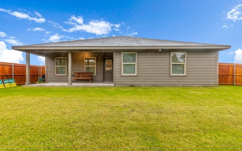 3809 NORTHWATER Trail, Denton, TX 76226, 4 Bedrooms Bedrooms, ,2 BathroomsBathrooms,Residential,For Sale,3809 NORTHWATER Trail,20392351