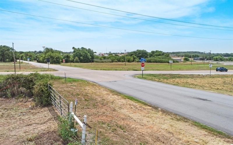 1882 Old Mineral Wells Highway, Weatherford, TX 76088, ,Commercial Sale,For Sale,1882 Old Mineral Wells Highway,20394451