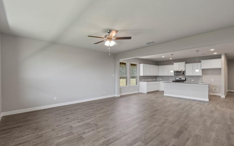 208 DUNMORE Drive, Fort Worth, TX 76052, 4 Bedrooms Bedrooms, ,2 BathroomsBathrooms,Residential,For Sale,208 DUNMORE Drive,20397014