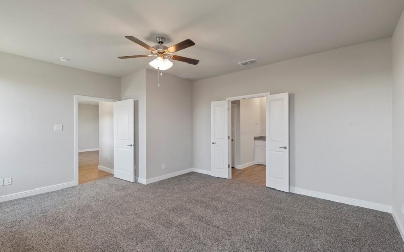 208 DUNMORE Drive, Fort Worth, TX 76052, 4 Bedrooms Bedrooms, ,2 BathroomsBathrooms,Residential,For Sale,208 DUNMORE Drive,20397014