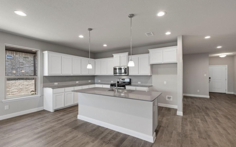 208 DUNMORE Drive, Fort Worth, TX 76052, 4 Bedrooms Bedrooms, ,2 BathroomsBathrooms,Residential,For Sale,208 DUNMORE Drive,20397014