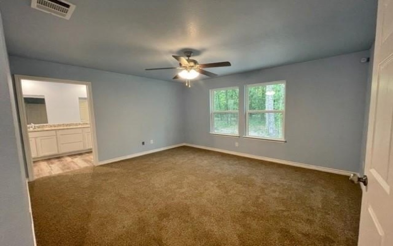 913 HILLBURN Drive, West Tawakoni, TX 75474, 3 Bedrooms Bedrooms, ,3 BathroomsBathrooms,Residential,For Sale,913 HILLBURN Drive,20428679