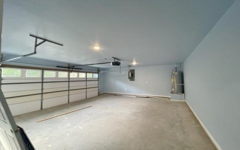 913 HILLBURN Drive, West Tawakoni, TX 75474, 3 Bedrooms Bedrooms, ,3 BathroomsBathrooms,Residential,For Sale,913 HILLBURN Drive,20428679