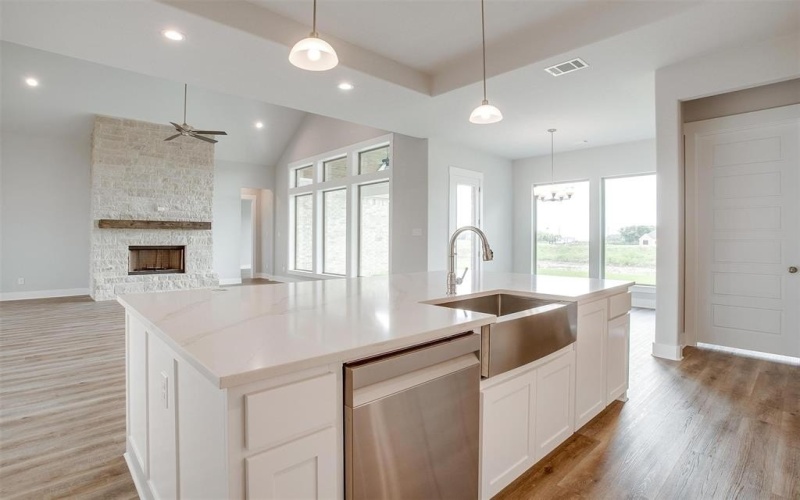 131 Aria Drive, Waxahachie, TX 75165, 4 Bedrooms Bedrooms, ,3 BathroomsBathrooms,Residential,For Sale,131 Aria Drive,20453595