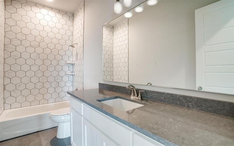 131 Aria Drive, Waxahachie, TX 75165, 4 Bedrooms Bedrooms, ,3 BathroomsBathrooms,Residential,For Sale,131 Aria Drive,20453595