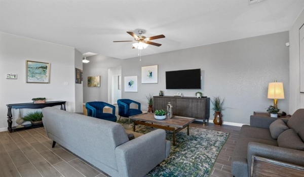 8913 BOULDER OAK Boulevard, Fort Worth, TX 76131, 4 Bedrooms Bedrooms, ,2 BathroomsBathrooms,Residential,For Sale,8913 BOULDER OAK Boulevard,20458124