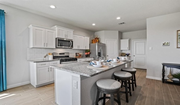 8913 BOULDER OAK Boulevard, Fort Worth, TX 76131, 4 Bedrooms Bedrooms, ,2 BathroomsBathrooms,Residential,For Sale,8913 BOULDER OAK Boulevard,20458124