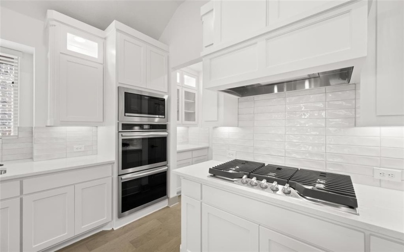 1212 Turkey Trot Drive, Mansfield, TX 76063, 5 Habitaciones Habitaciones , ,5 BañosBaños,Residential,En Venta,1212 Turkey Trot Drive,20460847