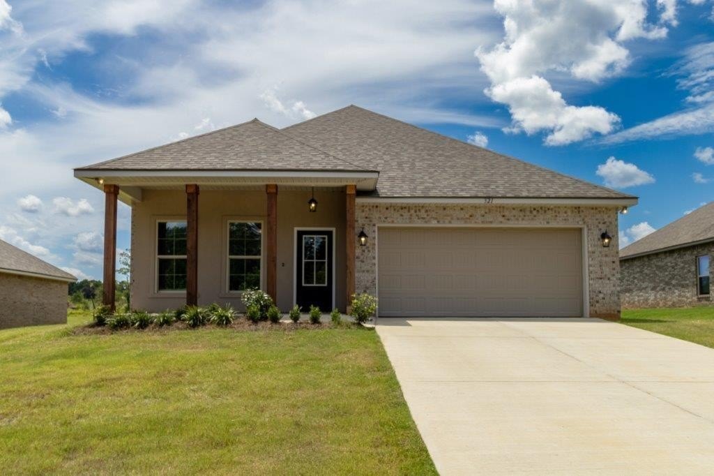 321 HUMMINGBIRD Lane, Princeton, LA 71067, 4 Bedrooms Bedrooms, ,2 BathroomsBathrooms,Residential,For Sale,321 HUMMINGBIRD Lane,20481177