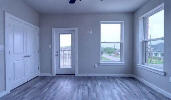 201 E 5th Street #TBD202, Ferris, TX 75125, 1 Bedroom Bedrooms, ,1 BathroomBathrooms,Residential Lease,For Rent,201 E 5th Street,20488985