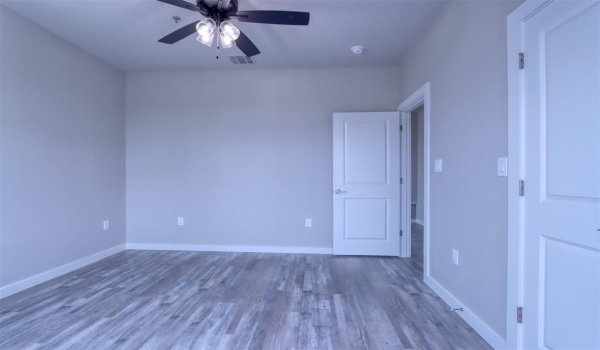201 E 5th Street #TBD202, Ferris, TX 75125, 1 Bedroom Bedrooms, ,1 BathroomBathrooms,Residential Lease,For Rent,201 E 5th Street,20488985