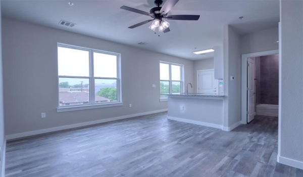 201 E 5th Street #TBD202, Ferris, TX 75125, 1 Bedroom Bedrooms, ,1 BathroomBathrooms,Residential Lease,For Rent,201 E 5th Street,20488985
