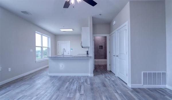 201 E 5th Street #TBD202, Ferris, TX 75125, 1 Bedroom Bedrooms, ,1 BathroomBathrooms,Residential Lease,For Rent,201 E 5th Street,20488985