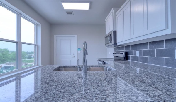 201 E 5th Street #TBD202, Ferris, TX 75125, 1 Bedroom Bedrooms, ,1 BathroomBathrooms,Residential Lease,For Rent,201 E 5th Street,20488985