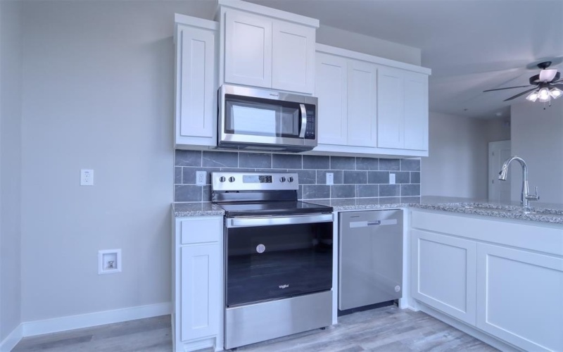 201 E 5th Street #TBD202, Ferris, TX 75125, 1 Bedroom Bedrooms, ,1 BathroomBathrooms,Residential Lease,For Rent,201 E 5th Street,20488985