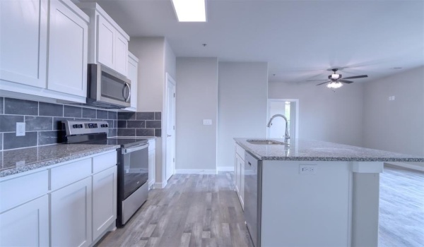 201 E 5th Street #TBD201, Ferris, TX 75125, 2 Bedrooms Bedrooms, ,1 BathroomBathrooms,Residential Lease,For Rent,201 E 5th Street,20488994