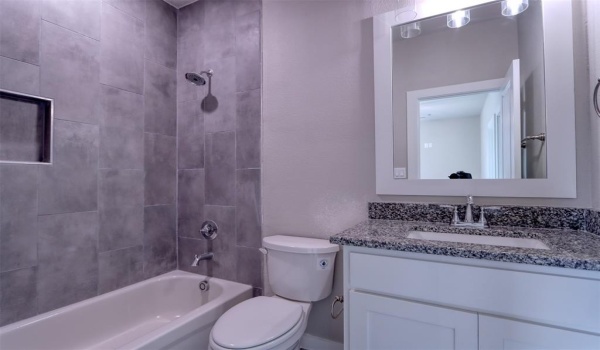 201 E 5th Street #TBD201, Ferris, TX 75125, 2 Bedrooms Bedrooms, ,1 BathroomBathrooms,Residential Lease,For Rent,201 E 5th Street,20488994