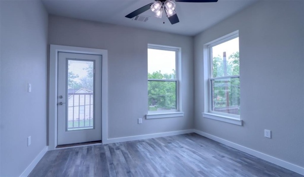 201 E 5th Street #TBD201, Ferris, TX 75125, 2 Bedrooms Bedrooms, ,1 BathroomBathrooms,Residential Lease,For Rent,201 E 5th Street,20488994