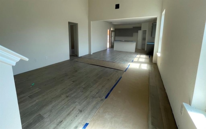 17300 Lake Ray Hubbard Drive, Forney, TX 75126, 4 Bedrooms Bedrooms, ,2 BathroomsBathrooms,Residential,For Sale,17300 Lake Ray Hubbard Drive,20489254