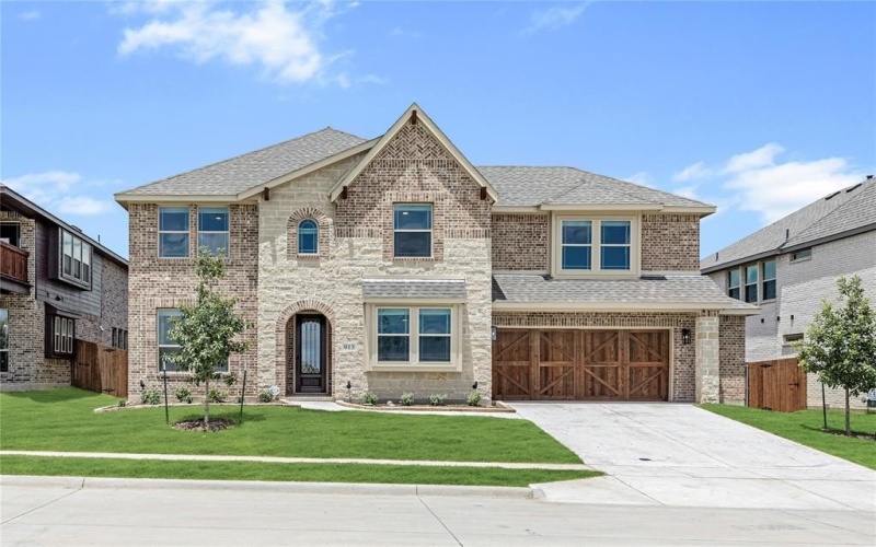 913 Cannes Drive, Red Oak, TX 75154, 5 Habitaciones Habitaciones , ,5 BañosBaños,Residential,En Venta,913 Cannes Drive,20490139