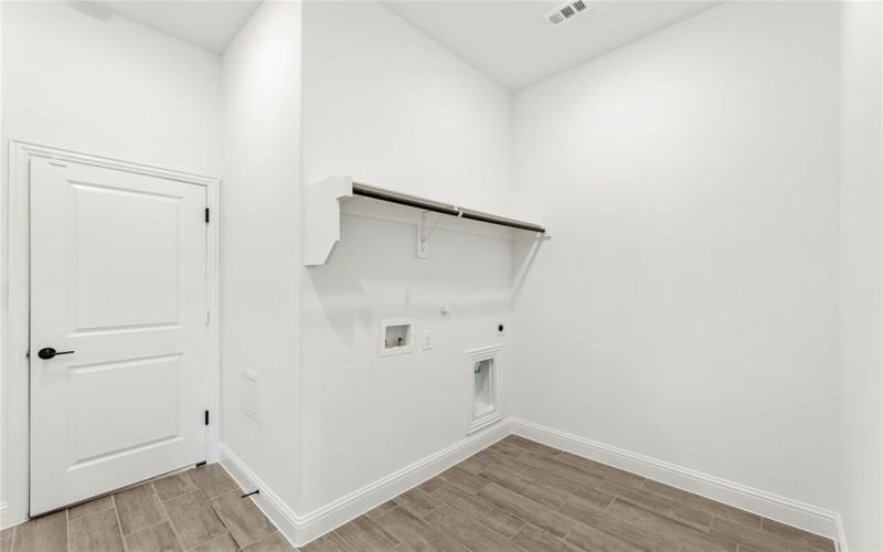 913 Cannes Drive, Red Oak, TX 75154, 5 Habitaciones Habitaciones , ,5 BañosBaños,Residential,En Venta,913 Cannes Drive,20490139
