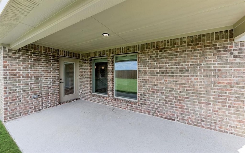 913 Cannes Drive, Red Oak, TX 75154, 5 Habitaciones Habitaciones , ,5 BañosBaños,Residential,En Venta,913 Cannes Drive,20490139