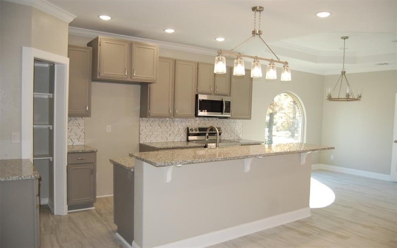 23001 Red Azalea Lane, Lindale, TX 75771, 4 Bedrooms Bedrooms, ,2 BathroomsBathrooms,Residential,For Sale,23001 Red Azalea Lane,20494744