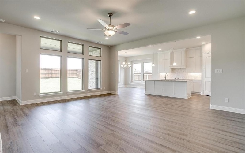5621 Rutherford Drive, Midlothian, TX 76065, 3 Habitaciones Habitaciones , ,2 BañosBaños,Residential,En Venta,5621 Rutherford Drive,20496671