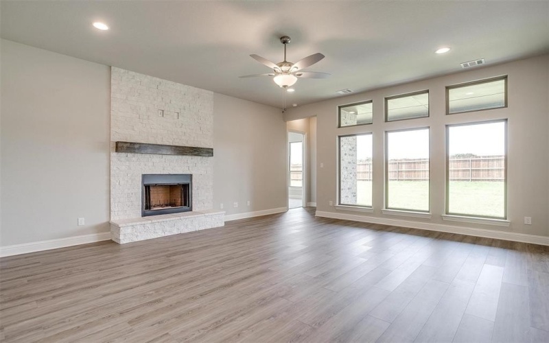 5621 Rutherford Drive, Midlothian, TX 76065, 3 Habitaciones Habitaciones , ,2 BañosBaños,Residential,En Venta,5621 Rutherford Drive,20496671