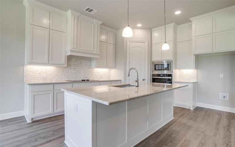 5621 Rutherford Drive, Midlothian, TX 76065, 3 Habitaciones Habitaciones , ,2 BañosBaños,Residential,En Venta,5621 Rutherford Drive,20496671