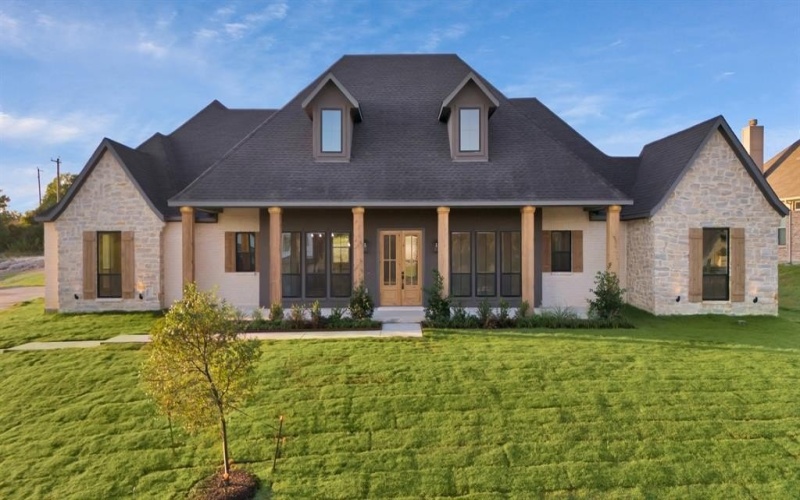 880 San Saba E, Midlothian, TX 76065, 4 Habitaciones Habitaciones , ,3 BañosBaños,Residential,En Venta,880 San Saba E,20510270