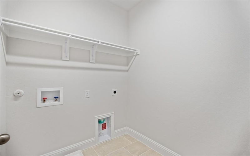 7905 Bayside Drive, Rowlett, TX 75088, 3 Bedrooms Bedrooms, ,3 BathroomsBathrooms,Residential,For Sale,7905 Bayside Drive,20517383