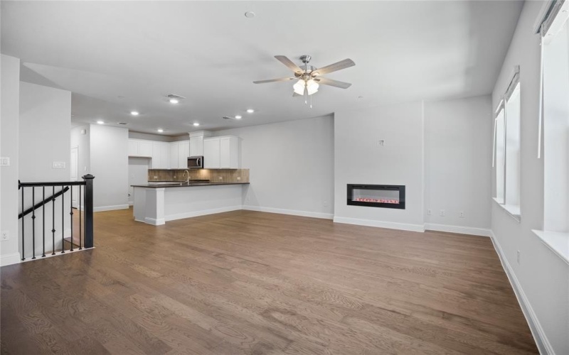 7905 Bayside Drive, Rowlett, TX 75088, 3 Bedrooms Bedrooms, ,3 BathroomsBathrooms,Residential,For Sale,7905 Bayside Drive,20517383