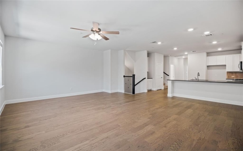 7905 Bayside Drive, Rowlett, TX 75088, 3 Bedrooms Bedrooms, ,3 BathroomsBathrooms,Residential,For Sale,7905 Bayside Drive,20517383