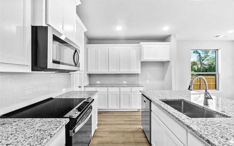 2108 Briarwood Drive, Bridgeport, TX 76426, 3 Habitaciones Habitaciones , ,2 BañosBaños,Residential,En Venta,2108 Briarwood Drive,20610634