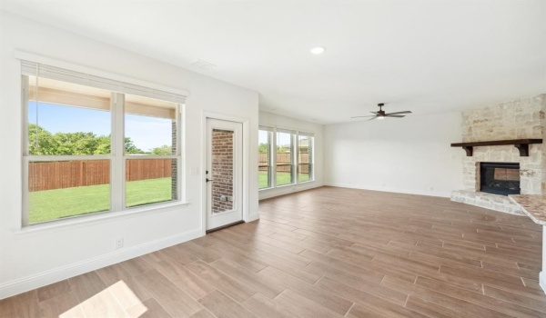 9529 Lanshire Lane, Fort Worth, TX 76131, 5 Bedrooms Bedrooms, ,3 BathroomsBathrooms,Residential,For Sale,9529 Lanshire Lane,20654966