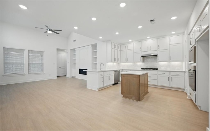 611 Sagebrush Trail, Sherman, TX 75092, 4 Bedrooms Bedrooms, ,2 BathroomsBathrooms,Residential,For Sale,611 Sagebrush Trail,20614250