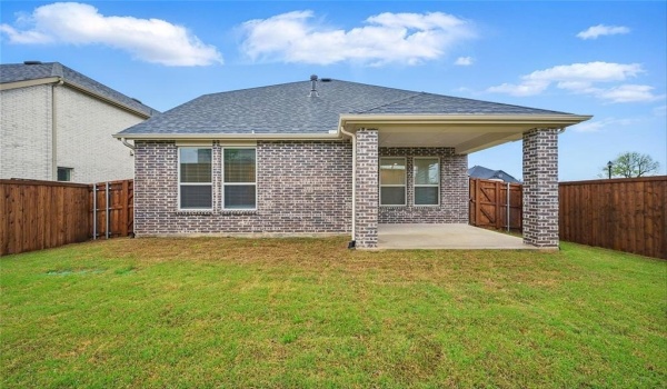 611 Sagebrush Trail, Sherman, TX 75092, 4 Bedrooms Bedrooms, ,2 BathroomsBathrooms,Residential,For Sale,611 Sagebrush Trail,20614250