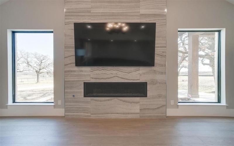 2245 SW Wilshire Boulevard, Burleson, TX 76028, 5 Habitaciones Habitaciones , ,5 BañosBaños,Residential,En Venta,2245 SW Wilshire Boulevard,20519830