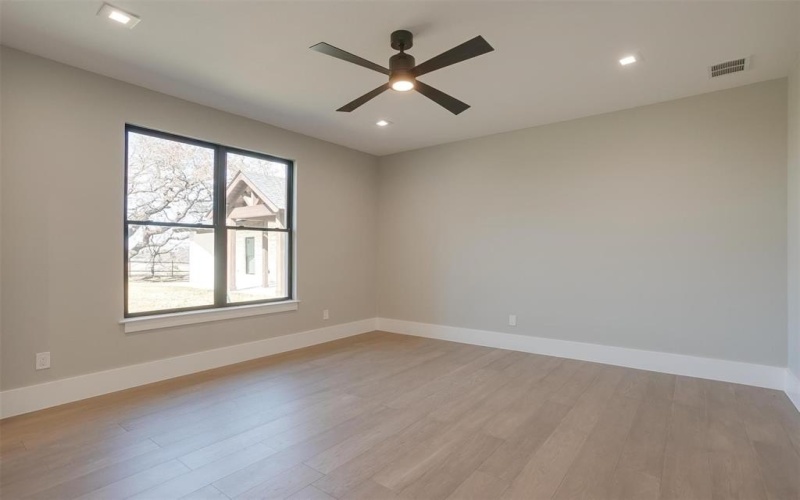 2245 SW Wilshire Boulevard, Burleson, TX 76028, 5 Habitaciones Habitaciones , ,5 BañosBaños,Residential,En Venta,2245 SW Wilshire Boulevard,20519830