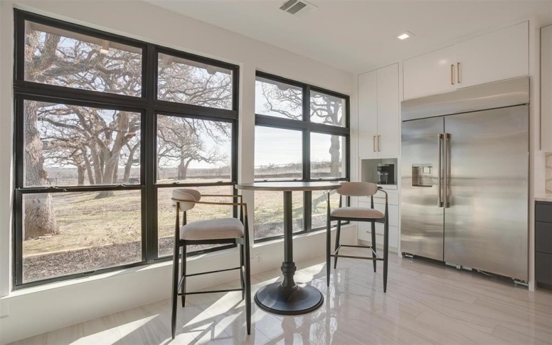 2245 SW Wilshire Boulevard, Burleson, TX 76028, 5 Habitaciones Habitaciones , ,5 BañosBaños,Residential,En Venta,2245 SW Wilshire Boulevard,20519830