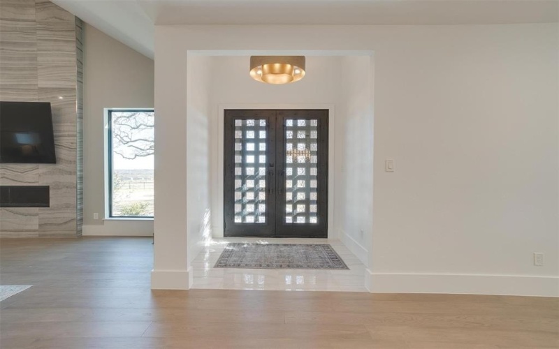 2245 SW Wilshire Boulevard, Burleson, TX 76028, 5 Habitaciones Habitaciones , ,5 BañosBaños,Residential,En Venta,2245 SW Wilshire Boulevard,20519830